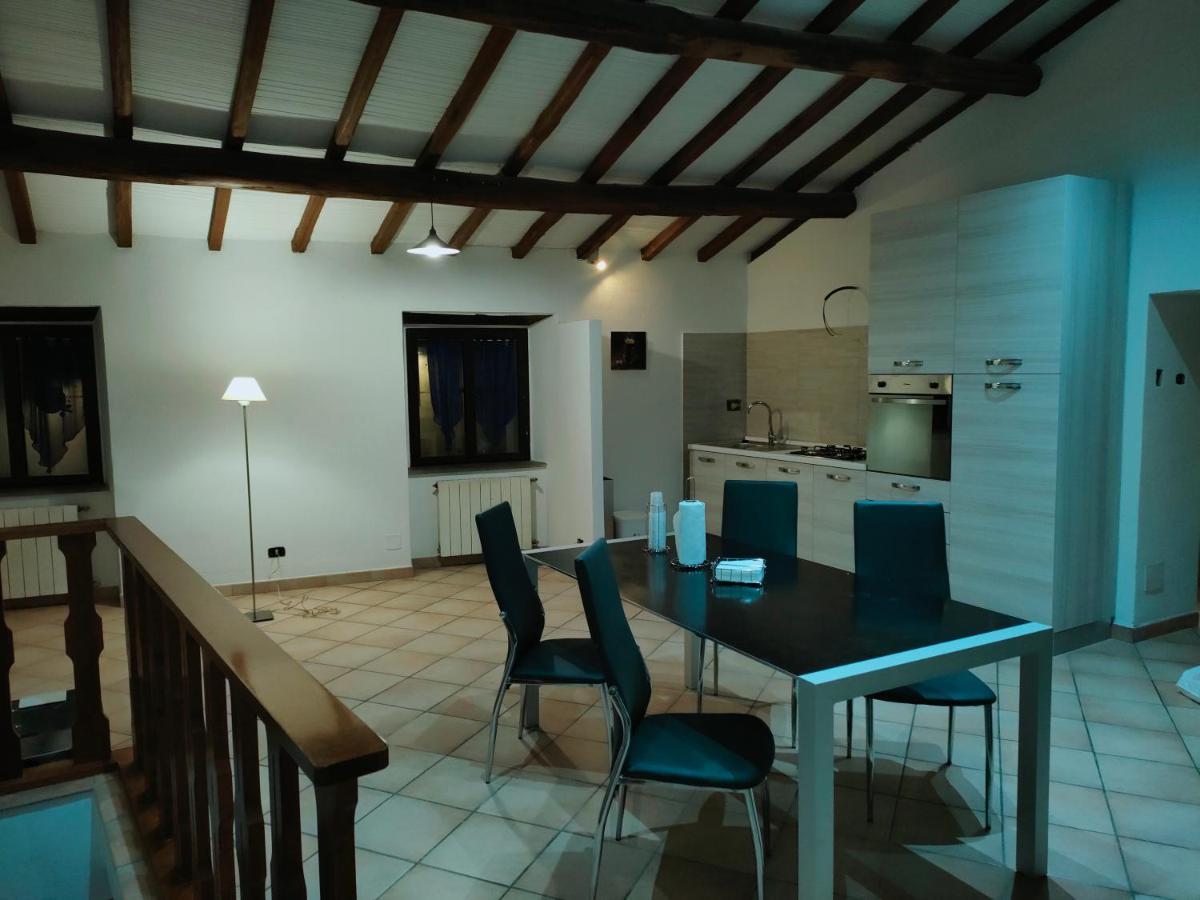Francigena Viterbo Apartment Con Parcheggio Gratuito A Soli 2 Minuti ภายนอก รูปภาพ