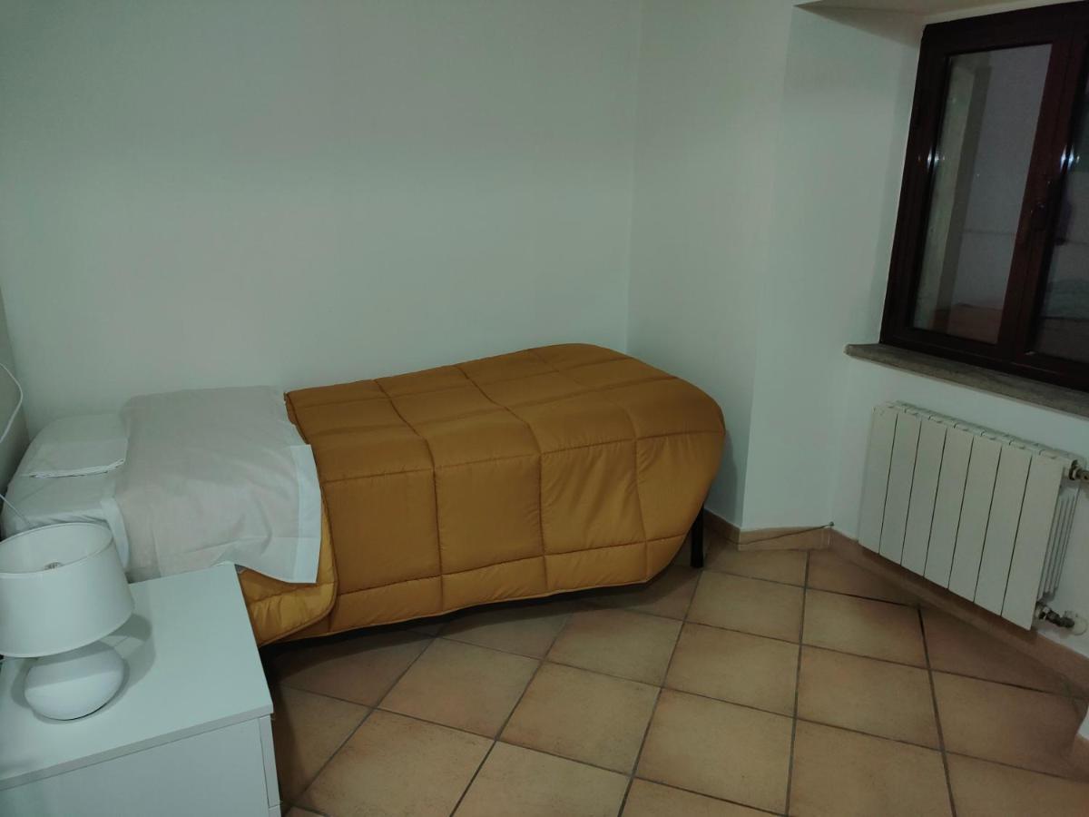Francigena Viterbo Apartment Con Parcheggio Gratuito A Soli 2 Minuti ภายนอก รูปภาพ