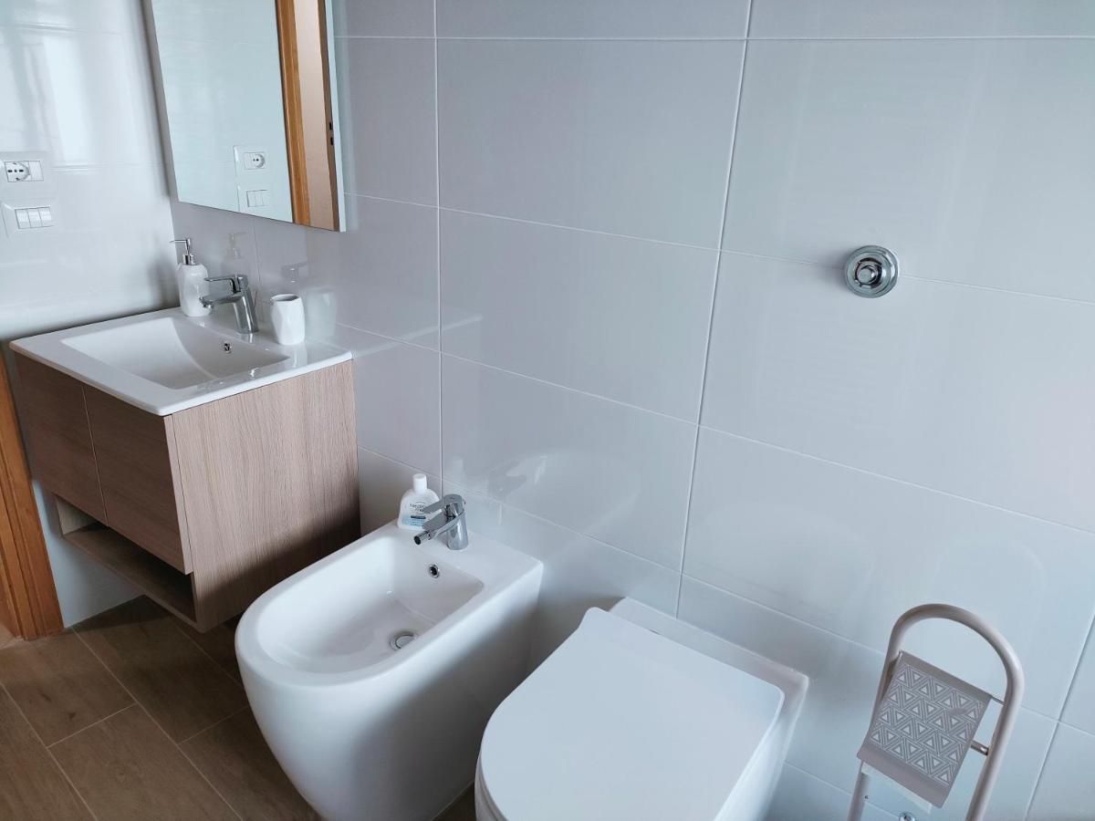 Francigena Viterbo Apartment Con Parcheggio Gratuito A Soli 2 Minuti ภายนอก รูปภาพ