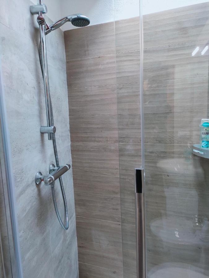 Francigena Viterbo Apartment Con Parcheggio Gratuito A Soli 2 Minuti ภายนอก รูปภาพ